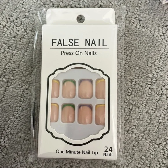 All NWT press on nails - Picture 4 of 4